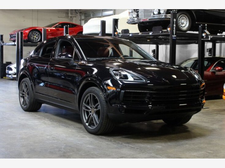 Thumbnail Photo undefined for 2022 Porsche Cayenne Coupe